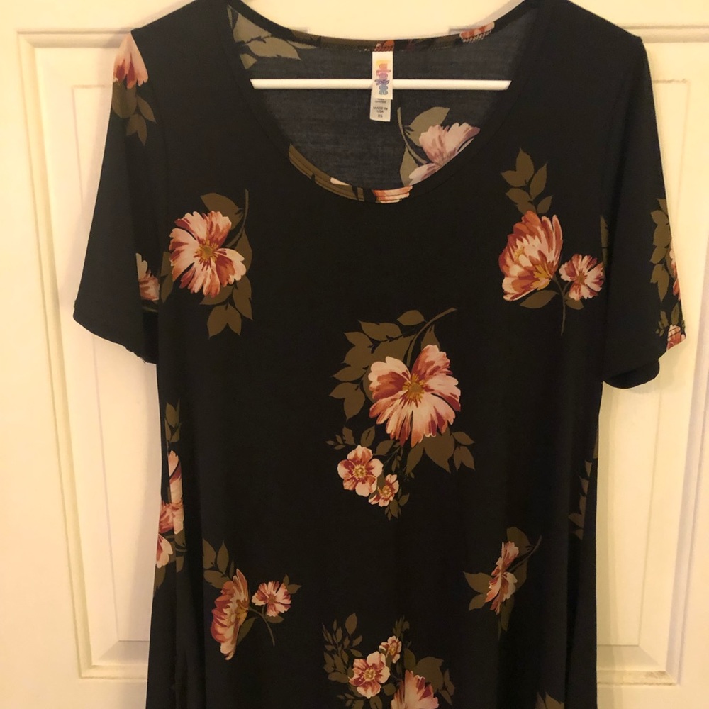 Lularoe Perfect Tee